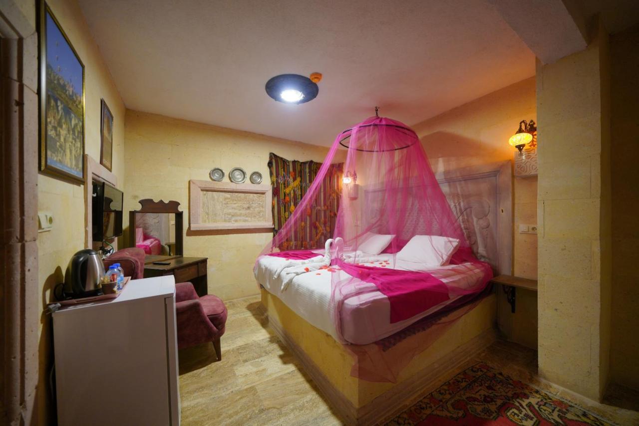 Lucky Luke Stone House Apartment Goreme Exterior photo