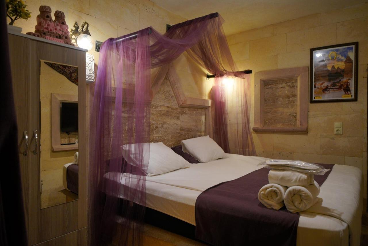 Lucky Luke Stone House Apartment Goreme Exterior photo