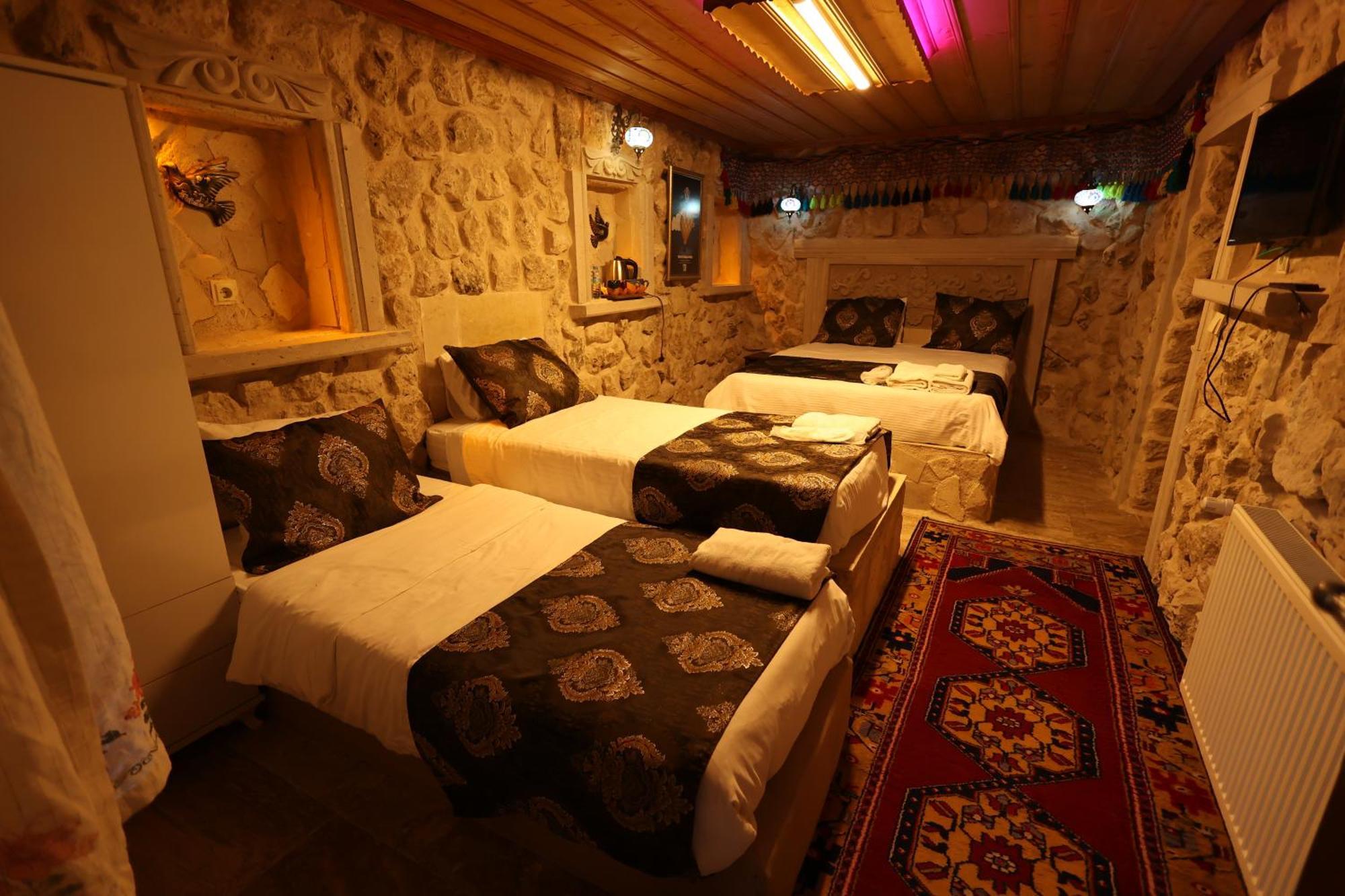Lucky Luke Stone House Apartment Goreme Exterior photo